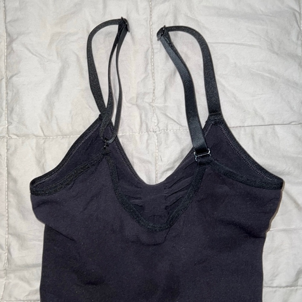 SKIMS SCULPTING THONG BODYSUIT